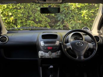 TOYOTA AYGO 1.0 VVT-i Fire