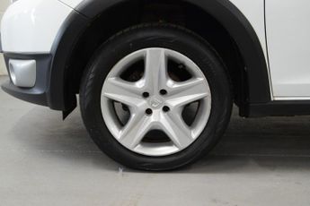 DACIA SANDERO STEPWAY 0.9 Stepway Ambiance TCe 90