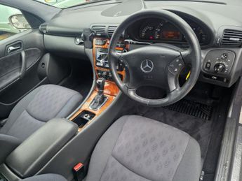 MERCEDES-BENZ C CLASS 1.8 C200 Kompressor Classic SE
