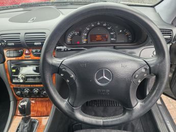 MERCEDES-BENZ C CLASS 1.8 C200 Kompressor Classic SE