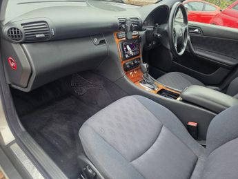 MERCEDES-BENZ C CLASS 1.8 C200 Kompressor Classic SE
