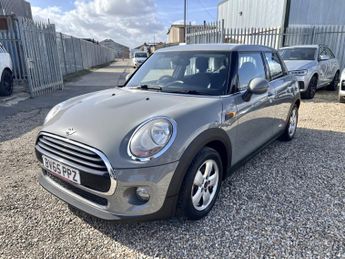 MINI HATCH 1.5 Cooper D Euro 6