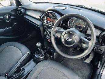 MINI HATCH 1.5 Cooper D Euro 6