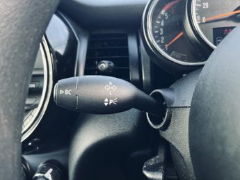 MINI HATCH 1.5 Cooper D Euro 6