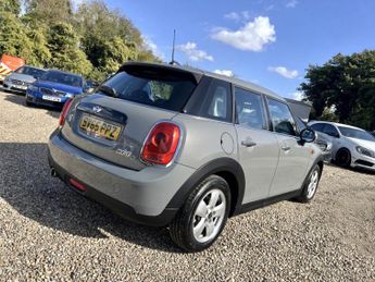 MINI HATCH 1.5 Cooper D Euro 6