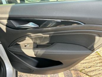 VAUXHALL INSIGNIA 1.6 Turbo D ecoTEC BlueInjection Tech Line Nav