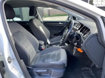 VOLKSWAGEN GOLF 2.0 TDI GT