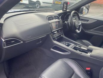 JAGUAR F-PACE 2.0 D180 R-Sport Auto AWD Euro 6 (s/s) 5dr