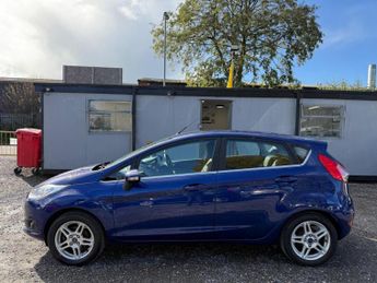 FORD FIESTA 1.0 Zetec Euro 5 (s/s) 5dr