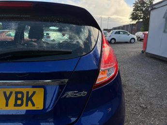 FORD FIESTA 1.0 Zetec Euro 5 (s/s) 5dr