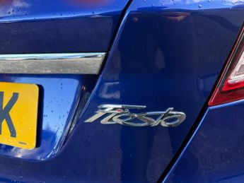 FORD FIESTA 1.0 Zetec Euro 5 (s/s) 5dr