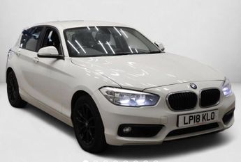 BMW 1 Series 1.5 118i SE 5-door