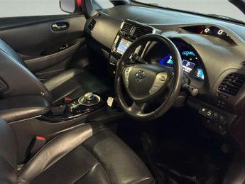 NISSAN LEAF 30kWh Tekna Auto 5dr