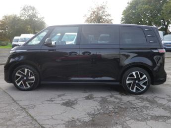 VOLKSWAGEN ID. BUZZ Pro 77kWh Style with Open & Close Electric Tailgate in Grenadill