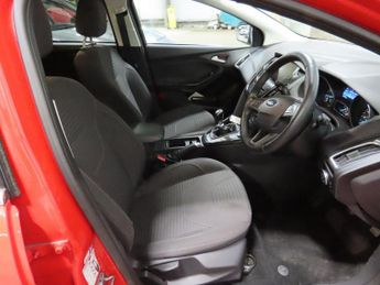 FORD FOCUS 1.0T EcoBoost Titanium Euro 6 (s/s) 5dr