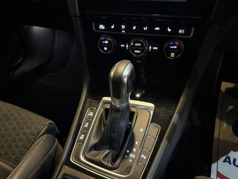 VOLKSWAGEN GOLF 2.0 TDI GTD