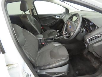 FORD FOCUS 1.0T EcoBoost Titanium X Euro 6 (s/s) 5dr