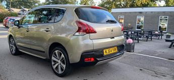 PEUGEOT 3008 1.6 HDi Allure
