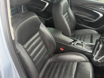 VAUXHALL INSIGNIA 2.0 CDTi ecoFLEX SRi Nav