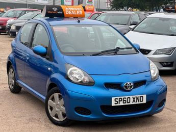 Toyota AYGO 1.0 Vvt-i Blue Hatchback 1