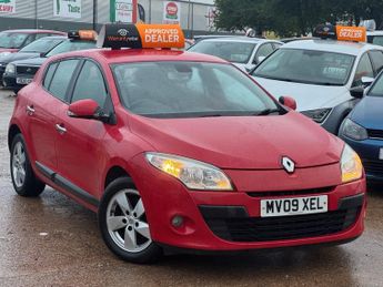 Renault Megane 1.6 16v Dynamique Hatchback 1.6