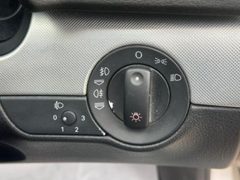 Audi A4 Avant 2.0 Tdi Se Estate 2