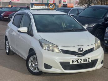 Toyota Yaris 1.0 VVT-i Active Hatchback 5dr Petrol Automatic Euro 5 (69 ps) 1