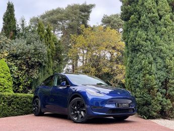 Tesla Model Y Long Range, Autopilot, 19in Gemini Wheels, Premium Black Interio