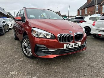 BMW 220 2.0 220d Luxury Mpv 2