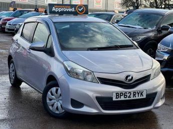 Toyota Yaris 1.33 Dual VVT-i TR Automatic S Euro 5 5dr 1.3