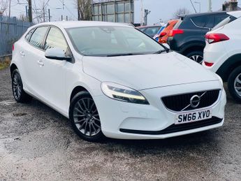 Volvo V40 2.0 D2 Momentum Hatchback ULEZ FREE ?0 TAX 2