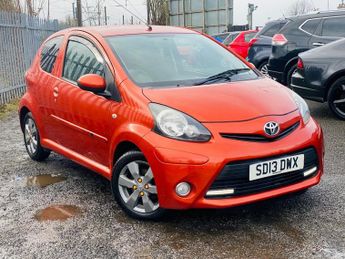 Toyota AYGO 1.0 Vvt-i Fire Hatchback 1