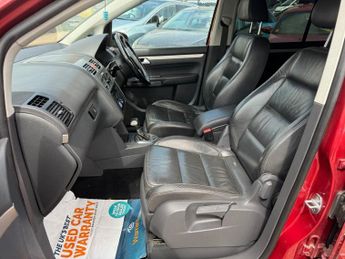 Volkswagen Touran 1.4 TSI Sport MPV 5dr Petrol Automatic (7 Seats) (180 g/km, 138 