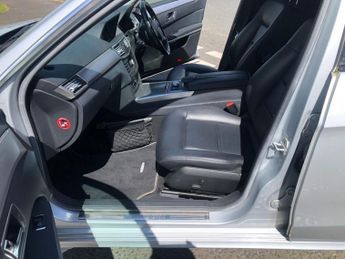 Mercedes-benz E Class E220 Cdi Blueefficiency Se Edition 125 2.2