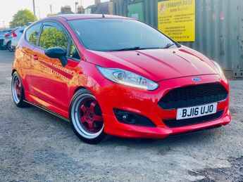 Ford Fiesta 1.0t ZETEC S 125 ULEZ FREE MODIFIED FSH 10 STAMPS 1