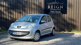 Peugeot 107 1.0 12v Urban Move Hatchback 1