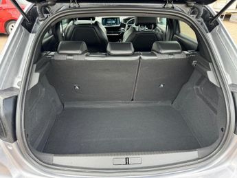 Peugeot 208 208 Gt Ev