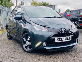 Toyota AYGO 1.0 Vvt-i X-clusiv3 ULEZ FREE 51K MILES ?20 TAX 1