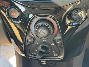 Toyota Aygo X-pression Vvt-i Cvt 1