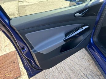 Volkswagen ID.4 109KW 52KWH LIFE PURE 110KC