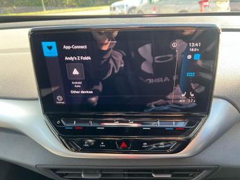 Volkswagen ID.4 109KW 52KWH LIFE PURE 110KC