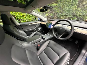 Tesla Model 3 Long Range, Enhanced Autopilot, Heat Pump, Premium Black Interio