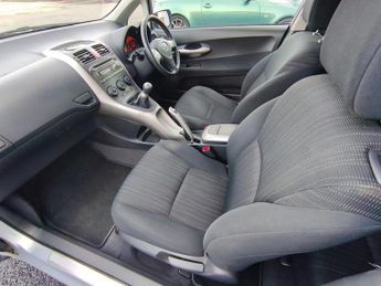 Toyota Auris Tr Vvt-i | Petrol | Manual | Ulez | Hatchback | Blue 1.6