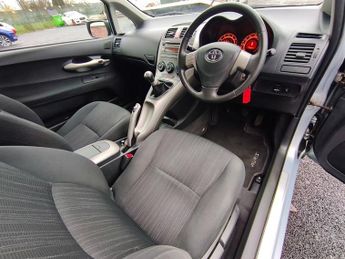 Toyota Auris Tr Vvt-i | Petrol | Manual | Ulez | Hatchback | Blue 1.6