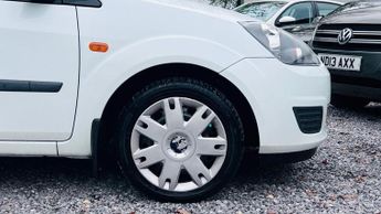 Ford Fiesta 1.4 TD Style Hatchback 3dr Diesel Manual (119 g/km, 67 bhp) 1.4