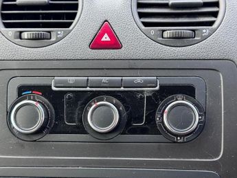 Volkswagen Caddy Maxi C20 Life Tdi Semi-auto 1.6