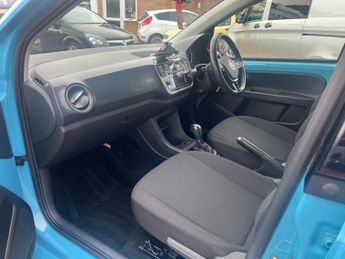 Volkswagen E-up 60KW 32KWH