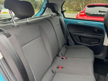 Volkswagen E-up 60KW 32KWH