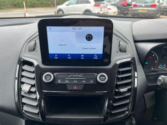 Ford Tourneo Connect Grand Titanium Tdci Auto 1.5