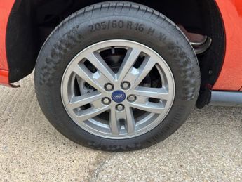 Ford Tourneo Connect Grand Titanium Tdci Auto 1.5